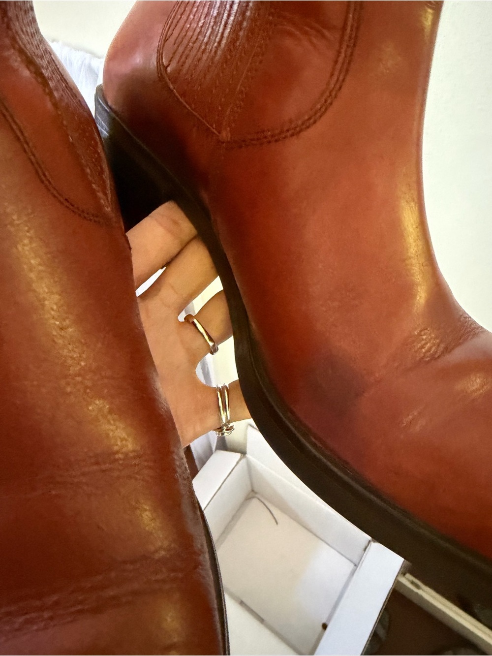 Vagabond Leather Mid-Heel Chelsea Boots in Brown - Picture 9 of 10